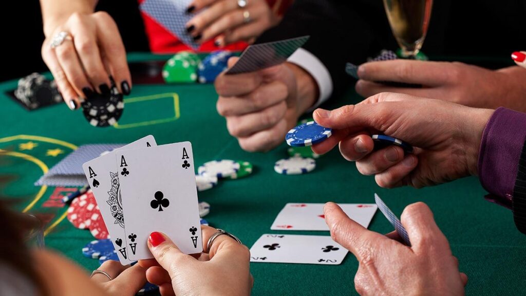 Poker Mindset: Menangani Tekanan dan Varians di Meja Hijau